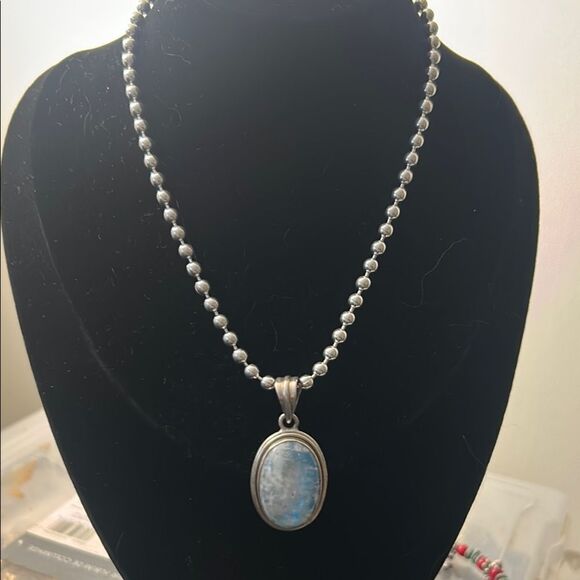 VINTAGE NATIVE AMERICAN STERLING 925 BEADED CHAIN NECKLACE MOONSTONEPENDANT